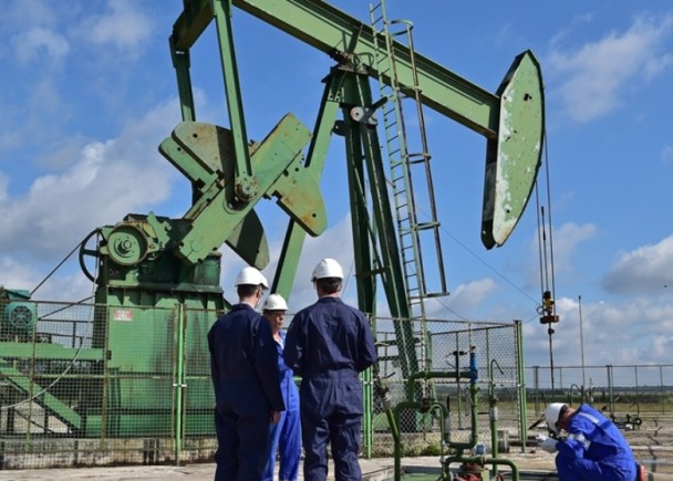 轉型做環保國家　法擬停產石油及天然氣