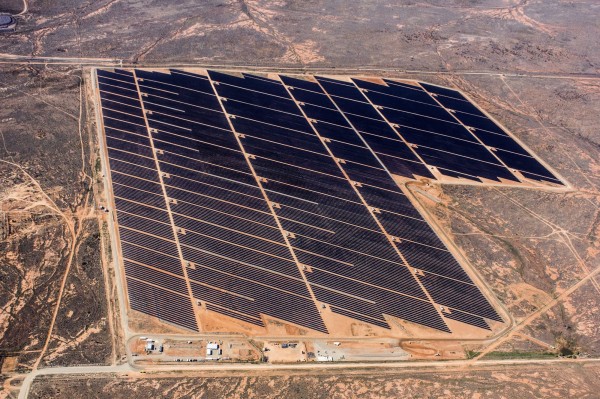 看準再生能源市場 日、澳、德、美投329億開發太陽能電池系統
