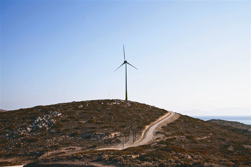 地中海首座再生綠島 希臘蒂洛斯 全憑風、太陽供電